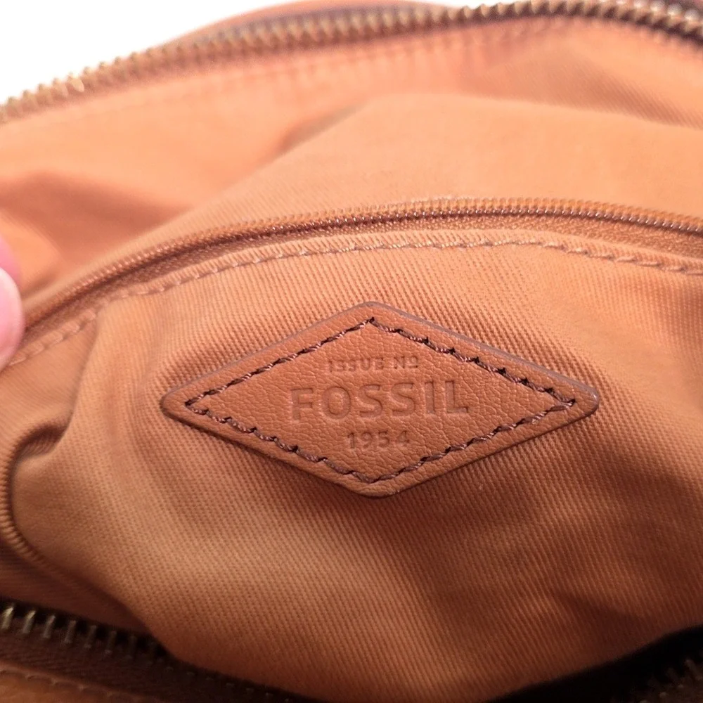 Fossil Maya Hobo Bag Women Large Tan Brown Pebbled Leather Crossbody ZB7230